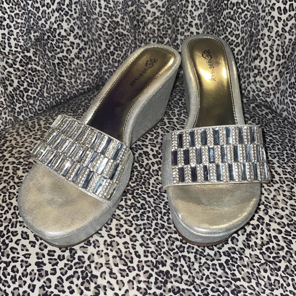 Crystal platforms ✨